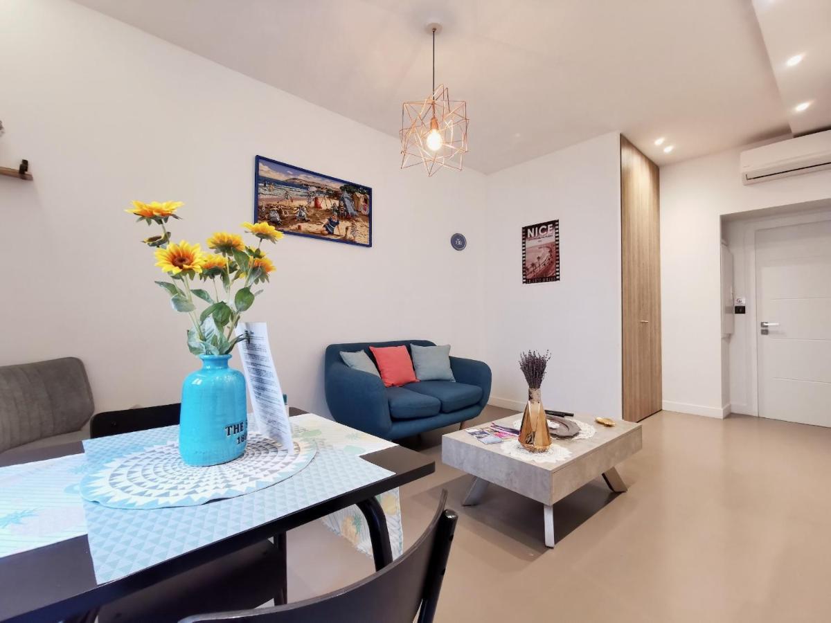 Le Petit Balcon By Booking Guys Nizza Exterior foto